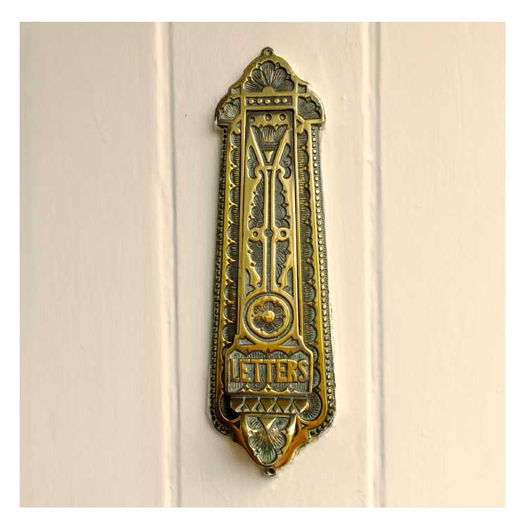 knocker