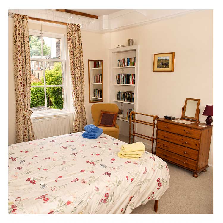 peebles-bedroom
